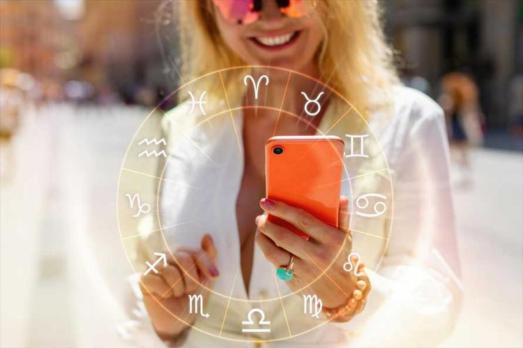 24*7 Online Chat with Astrologers